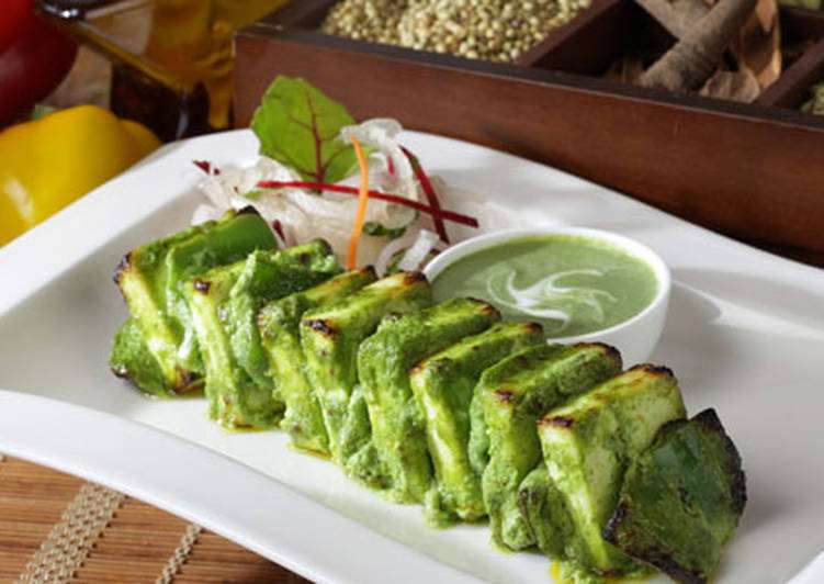 Paneer Pudina Tikka (Moti Mahal)