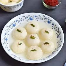 White Rasgulla (Bikaner)
