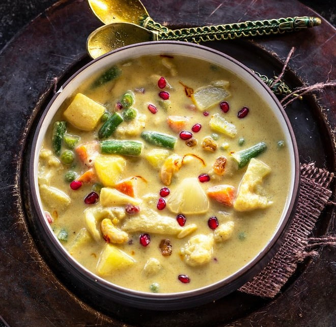 Navrattan Korma (Moti Mahal)