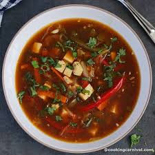 Veg Hot N Sour Soup (Moti Mahal)
