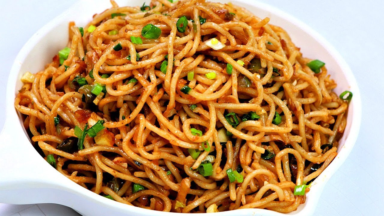 Butter Pepper Garlic Noodles (Moti Mahal)