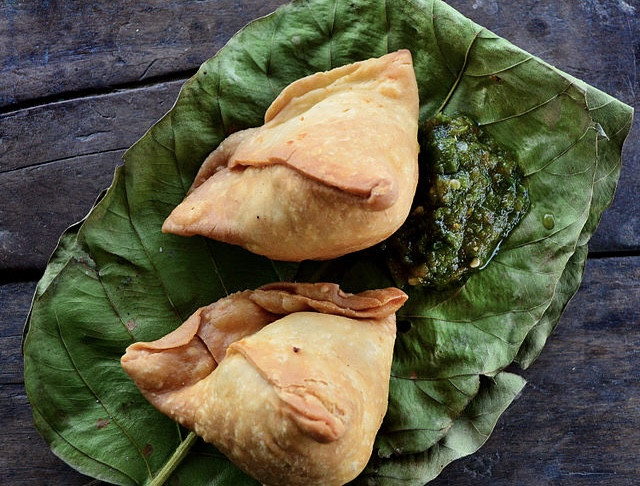Samosa समोसा 8 Pcs