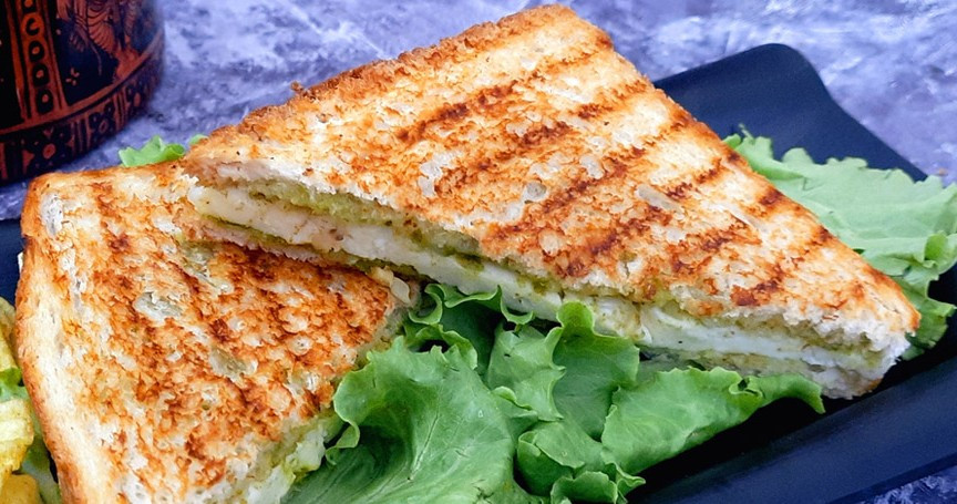 Tandori Paneer Sandwich (Slice Heaven)