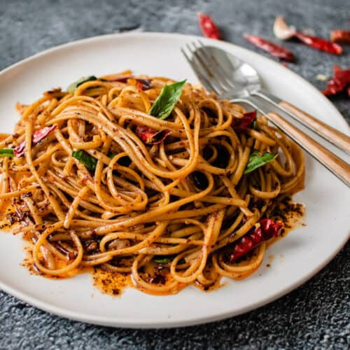 Vegetable Chilli Garlic Noodles (Moti Mahal)